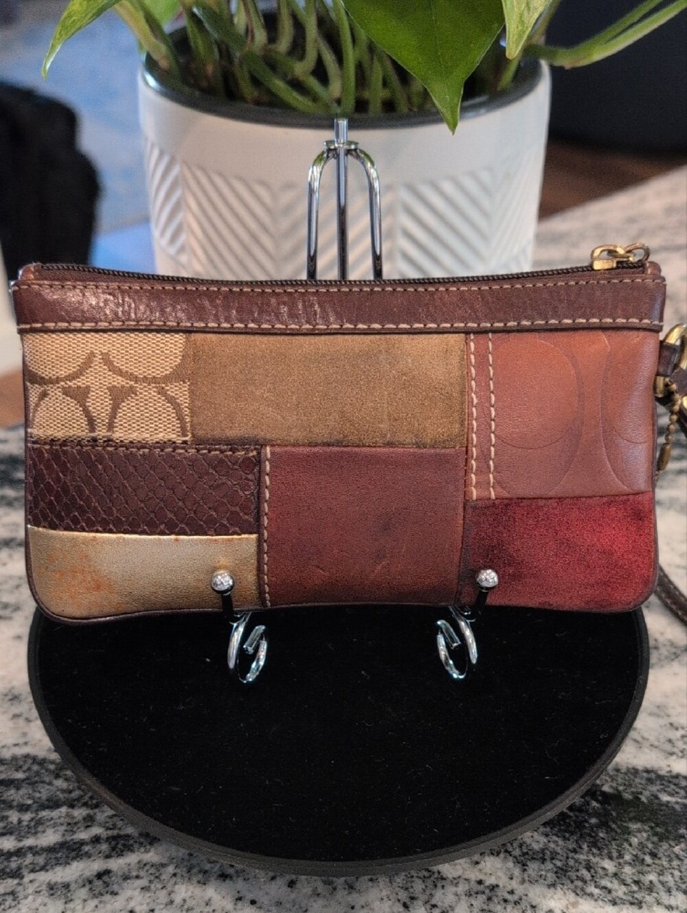Coach Patchwork Wristlet - VINTAGE - Picture 3 of 8